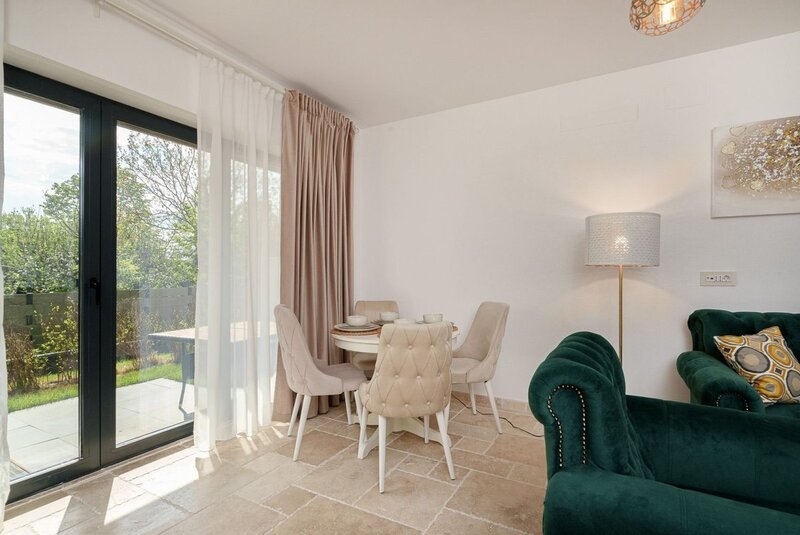Erou Iancu Nicolae, Baneasa apartament cu gradina