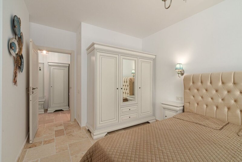 Erou Iancu Nicolae, Baneasa apartament cu gradina